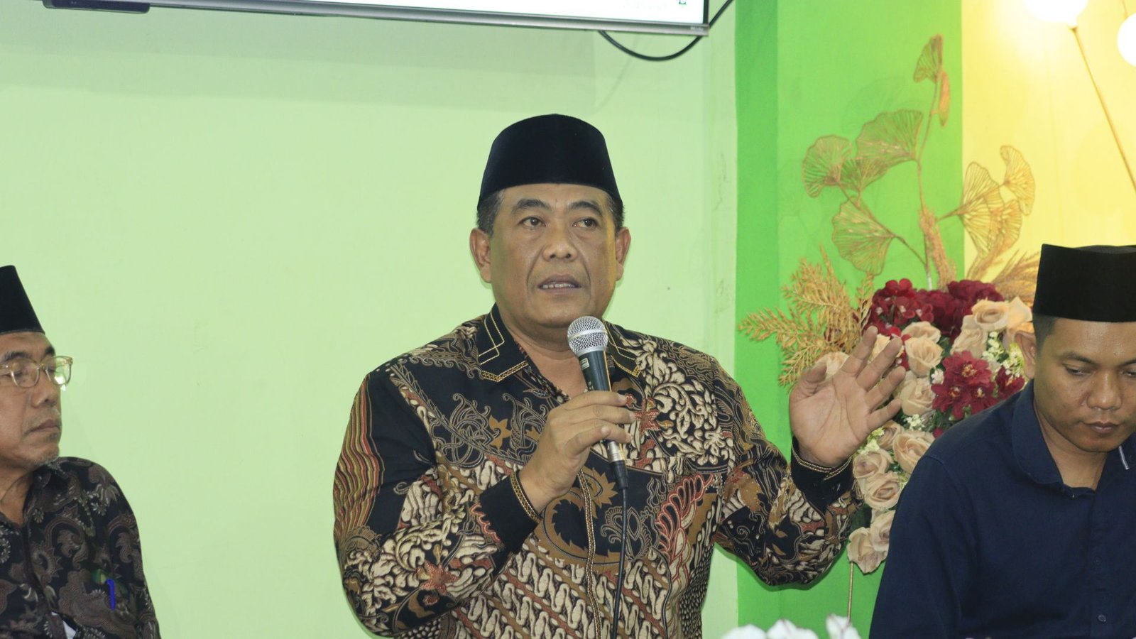 BMT NU kantor layanan candi
