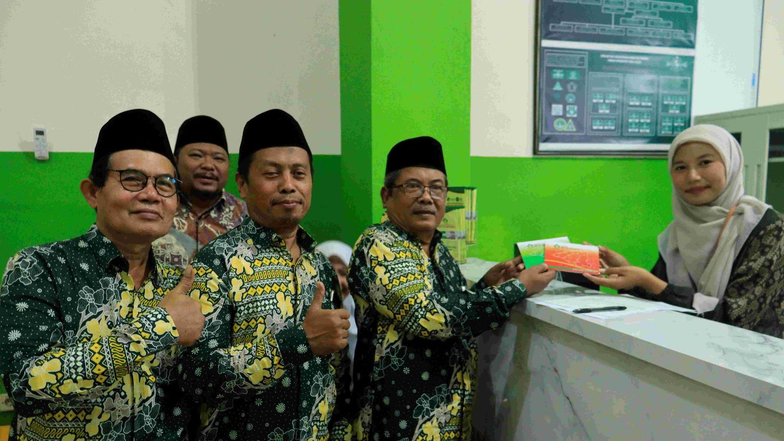 bmt nu kantor layanan waru
