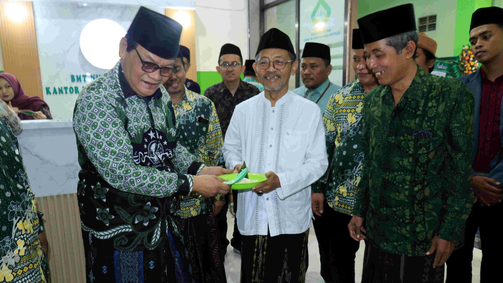 bmt nu kantor layanan waru