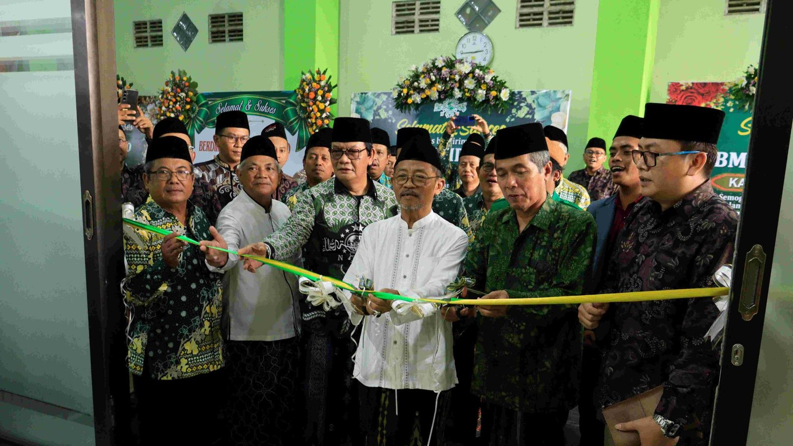 bmt nu kantor layanan waru